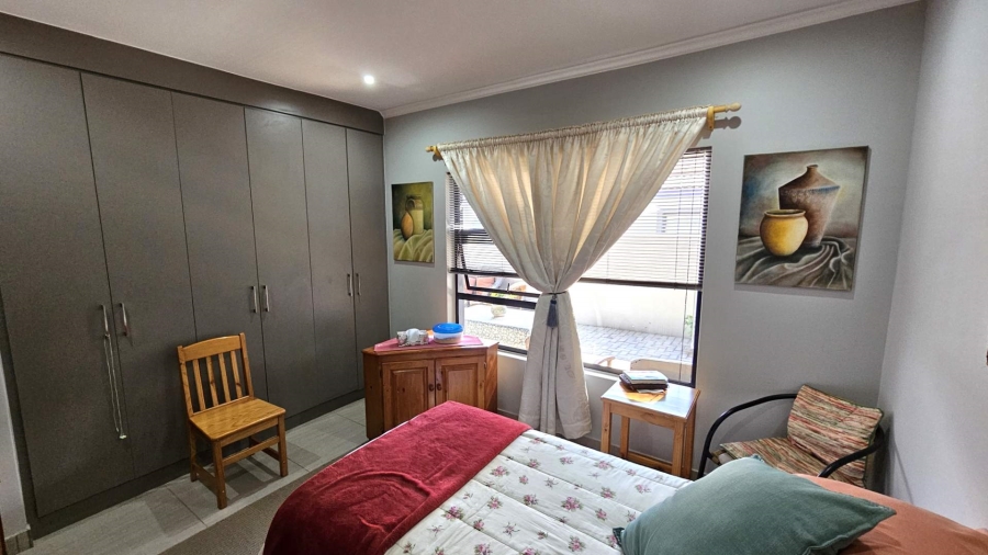 2 Bedroom Property for Sale in Ifafi North West